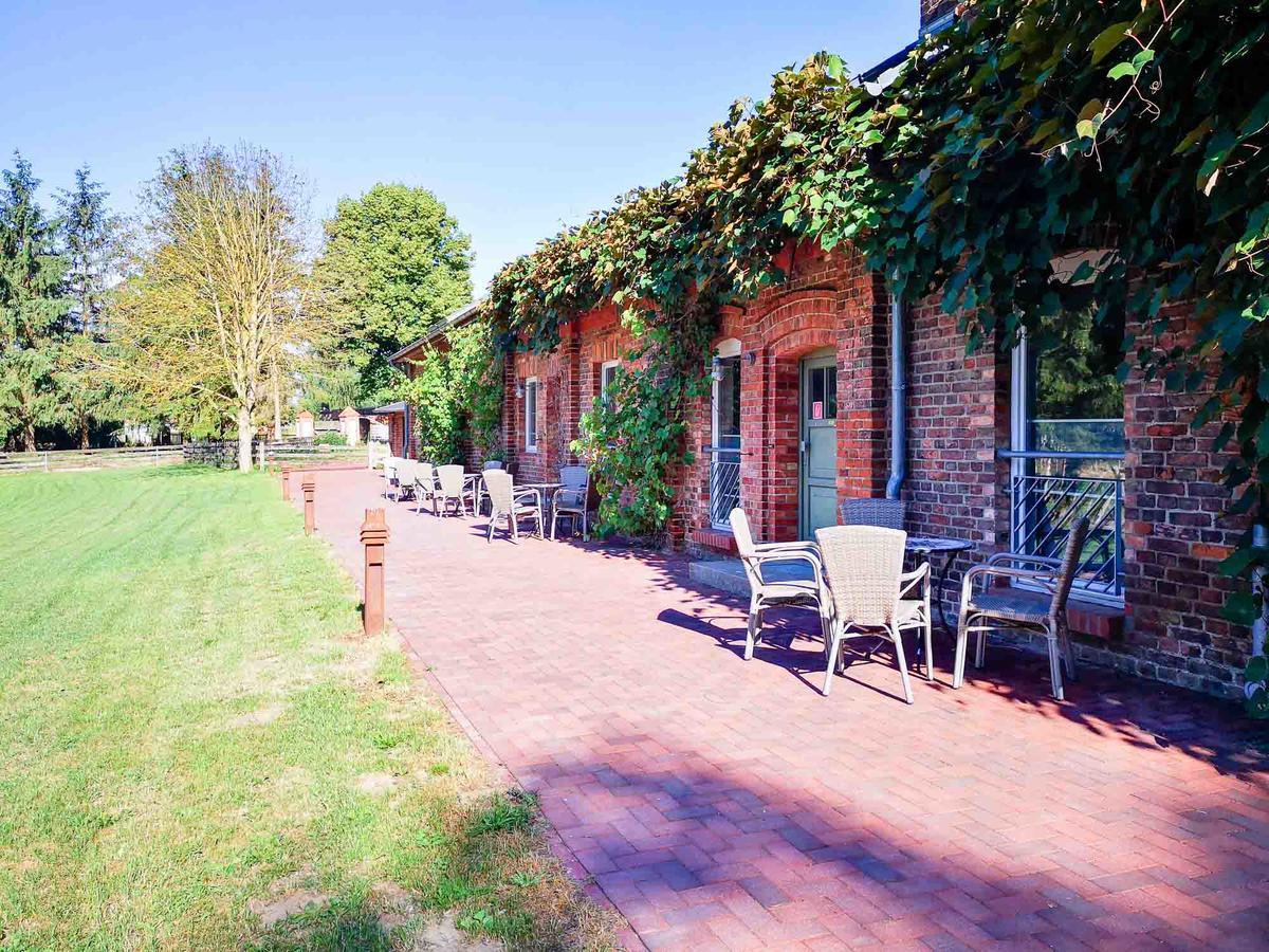 Ferienwohnung Gutshof Groß Behnkenhagen Exterior foto