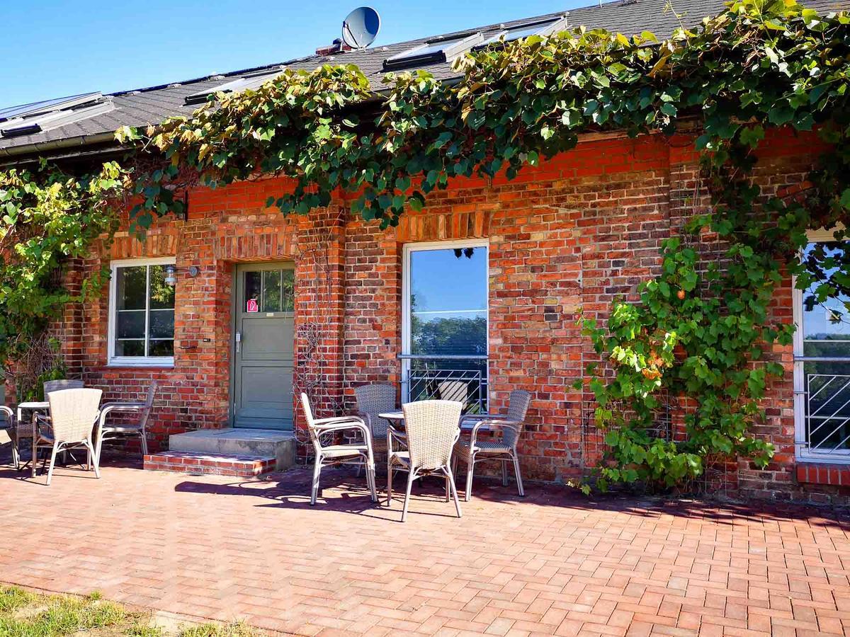 Ferienwohnung Gutshof Groß Behnkenhagen Exterior foto